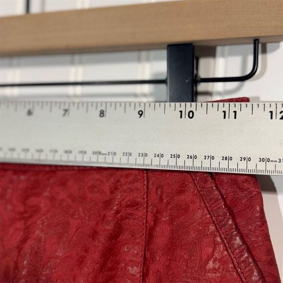 VTG New Yorker Red Embossed Leather Skirt 7 High Waist Midi Mob Wife 80s Retro - Picture 4 of 8